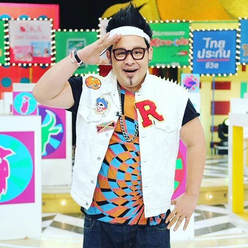 ดีเจเชาเชา