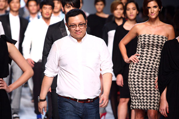 สุดยอดแฟชั่นประเทศไทย ยุค 90