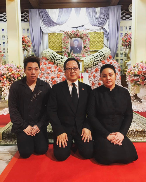 มดดำ คชาภา