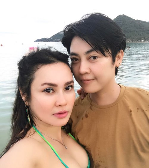 ใหม่ เจริญปุระ ควงสาวหล่อคู่ใจเที่ยวสมุย