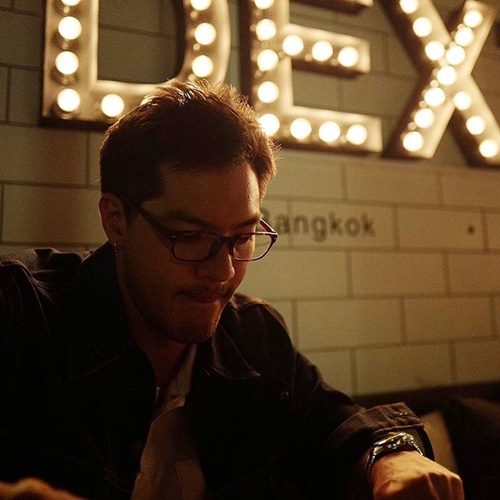 หญิง รฐา