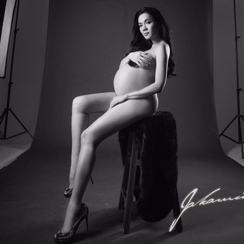 อ๋อม สกาวใจ