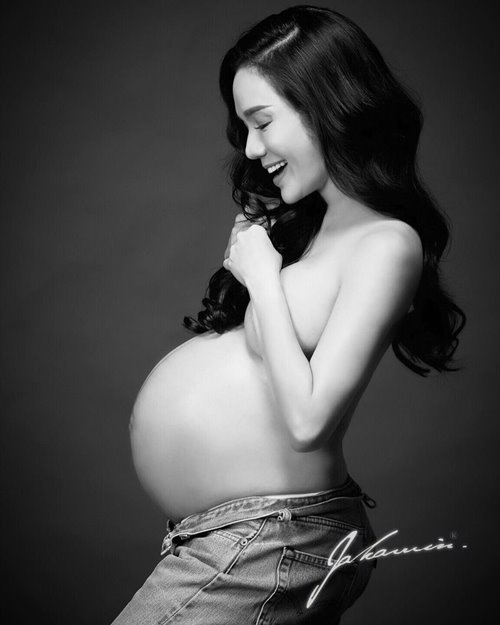 อ๋อม สกาวใจ