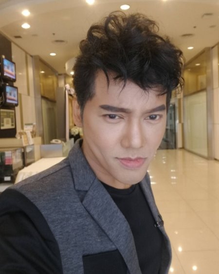 ดีเจเจ๊แหม่ม