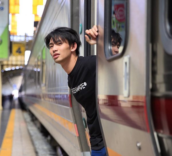 ดีเจมะตูม