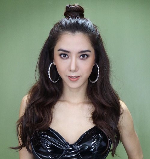 ไอซ์ อภิษฎา ให้กำลังใจ หน้ากากซาลาเปา