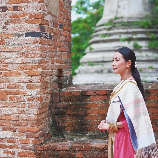 นุ่น วรนุช