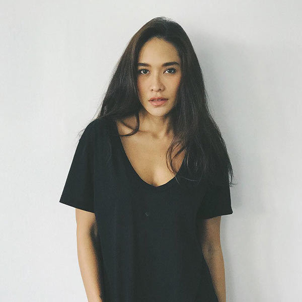 คุณยาย พลอย เฌอมาลย์