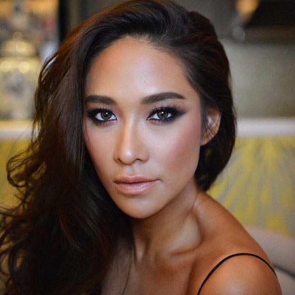 คุณยาย พลอย เฌอมาลย์