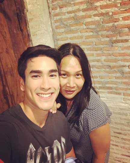 พี่อ๋า ตอกกลับเกรียน