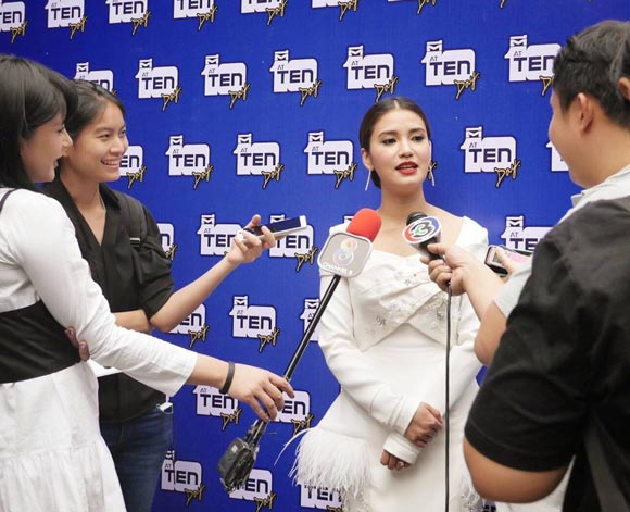 ชมพู่ ก่อนบ่าย