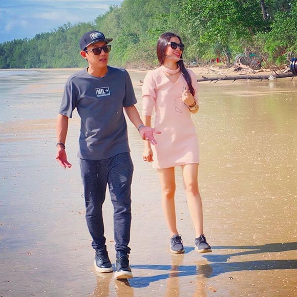 ปลื้ม หงษ์หยก