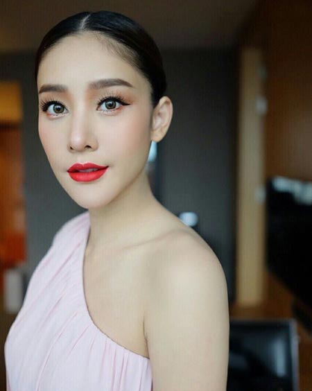 แตงโม นิดา