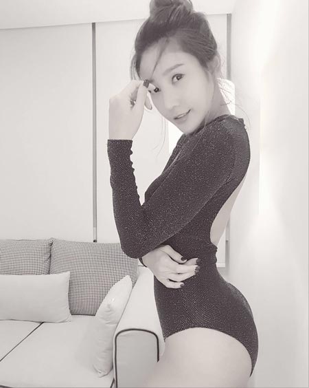 แตงโม นิดา