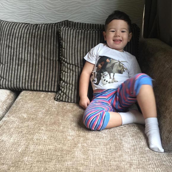 โบว์ชมพู อาร์สยาม