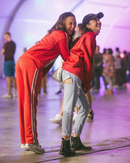 นท คารีสา