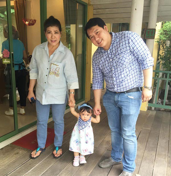 นุ้ย สุจิรา