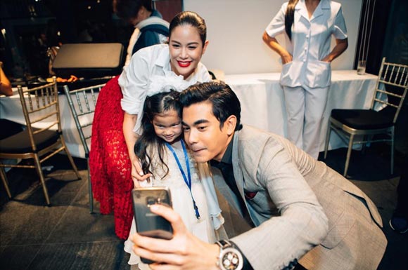 ดราม่า ฌอห์ณ เอสเธอร์