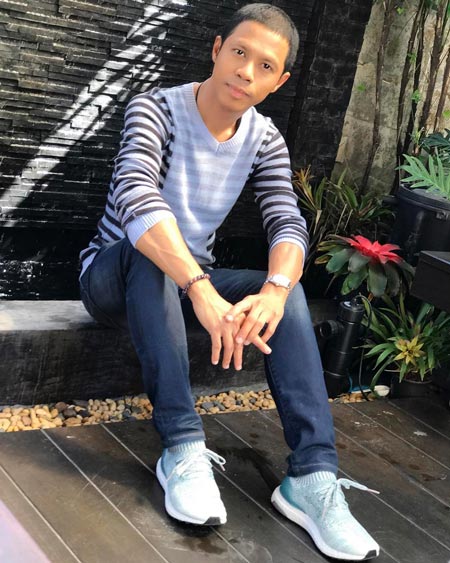 หนึ่ง จักรวาร