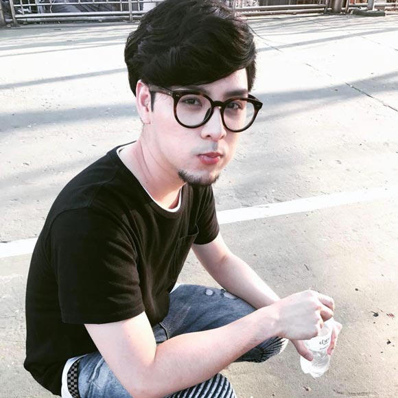 ทอม Room39 ฟิล์ม วณิชยา