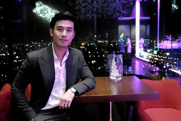 เปิดประวัติ ท็อป เทวินทร์