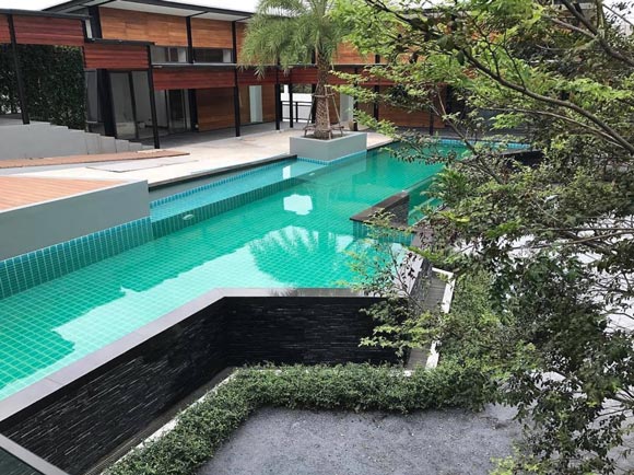 บ้านเจ เจตริน