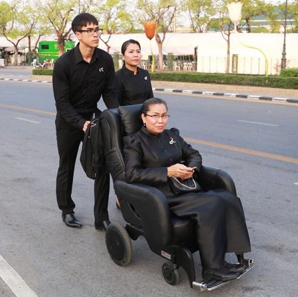 ณเดชน์ คูกิมิยะ