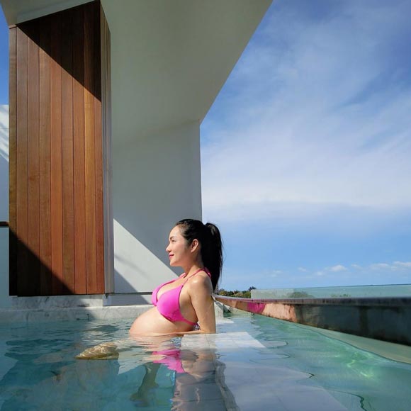 อ๋อม สกาวใจ บิกินี่