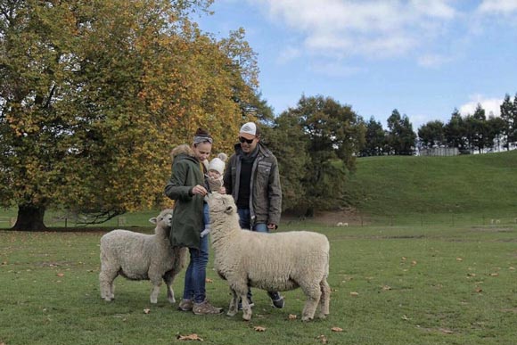 ภูริ แอน น้องริชา