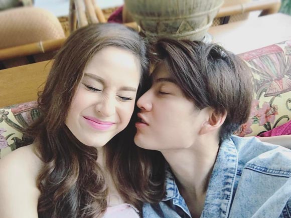 กอล์ฟ ขวัญ