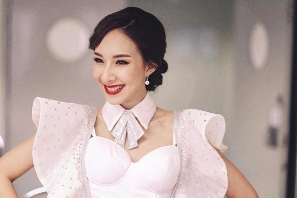 มิ้นท์ ณัฐวรา ต๋อง พอพงษ์