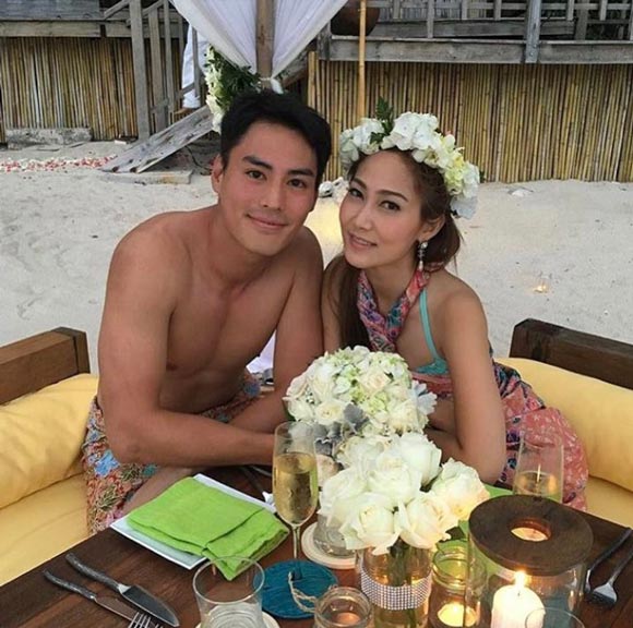 นาวิน ต้าร์ ไฮโซน้ำหวาน