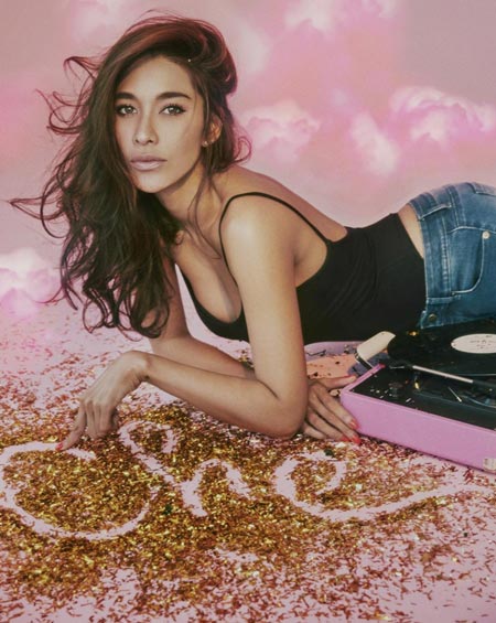 พลอย เฌอมาลย์