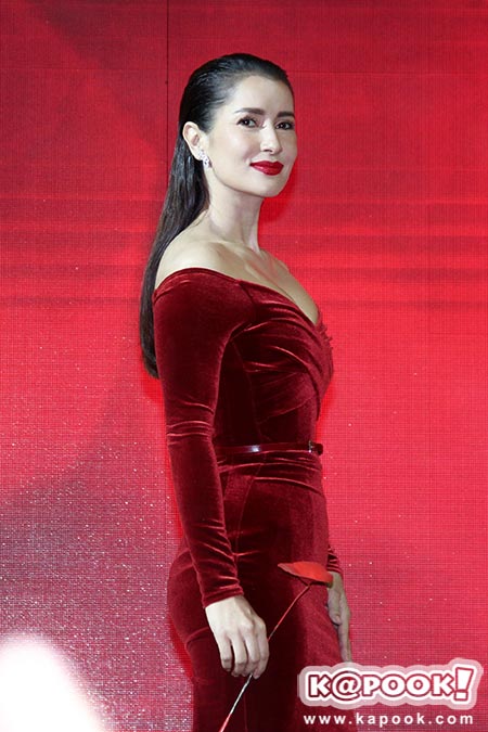 แอน ทองประสม