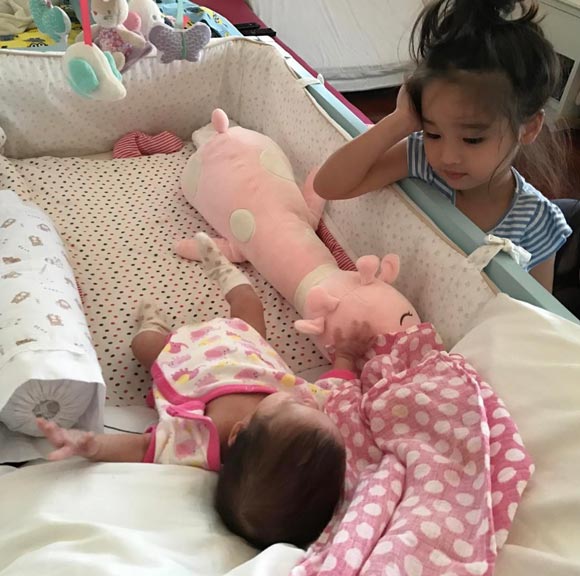 จีจี้ จอมขวัญ