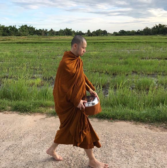 ก้อง Hive salon