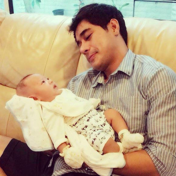 โอม อัชชา