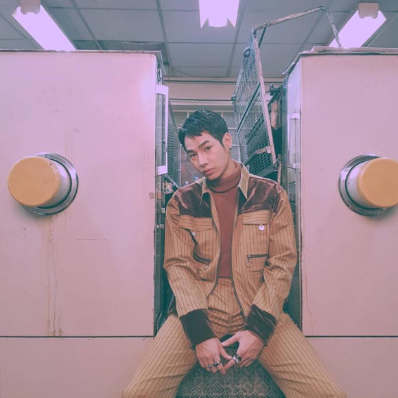 เป๊ก ผลิตโชค