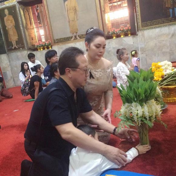 ตั๊ก บงกช