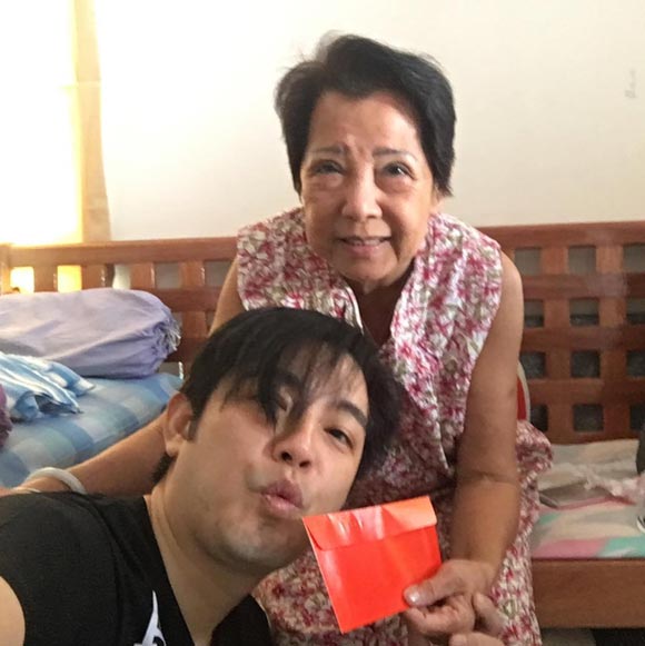 หนุ่ม ศรราม