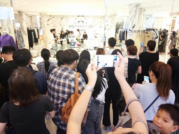 อั้ม พัชราภา ห้างแตก