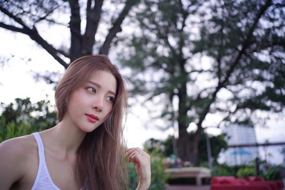 เนย เนโกะ จั๊มพ์ บิกินี่