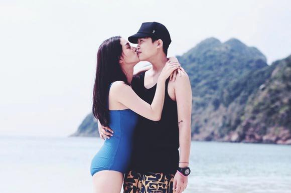 โม อมีนา