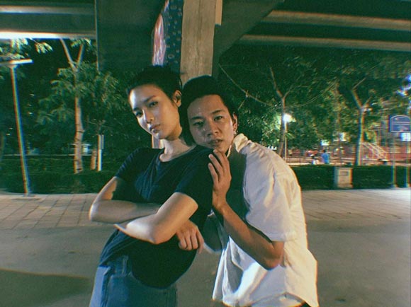 โทนี่ รากแก่น