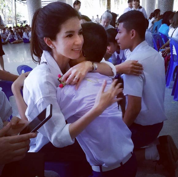 โบว์ แวนด้า น้องออโต้ วันแม่แห่งชาติ