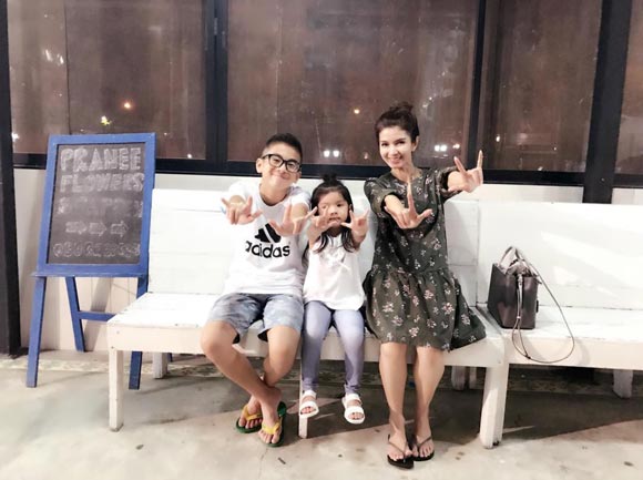 โบว์ แวนด้า น้องออโต้ วันแม่แห่งชาติ