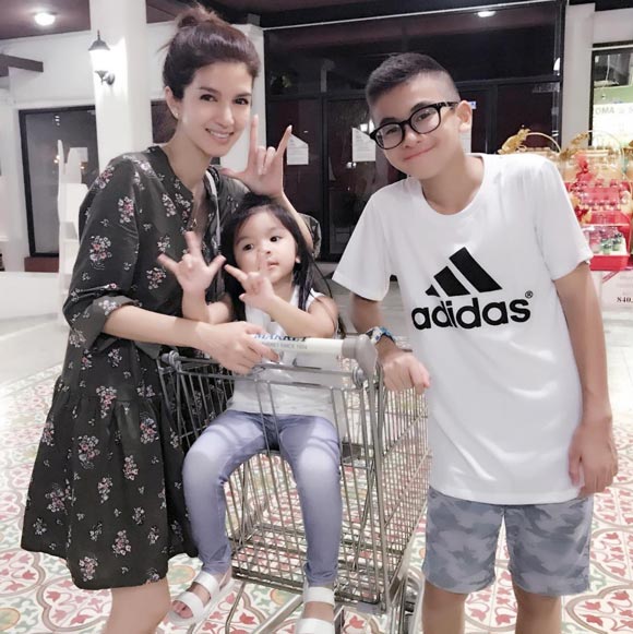 โบว์ แวนด้า น้องออโต้ วันแม่แห่งชาติ