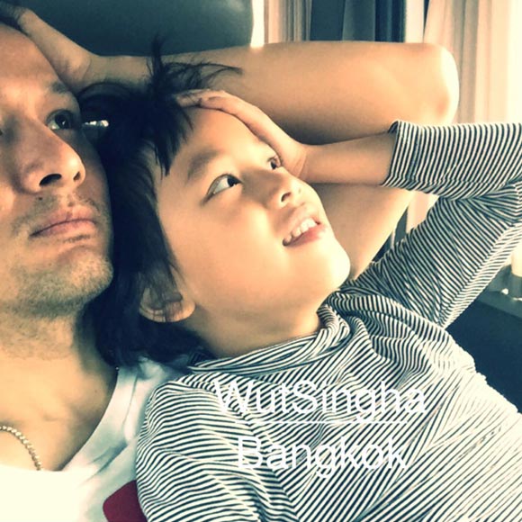 วุธ อัษฎาวุธ