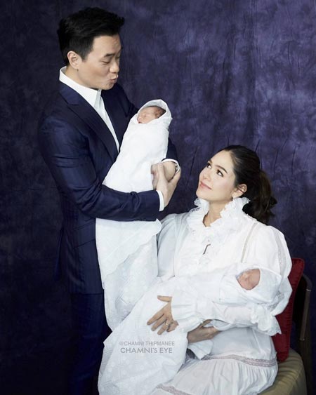 ชมพู่ อารยา