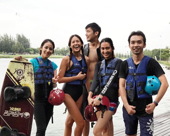 จิ๊บ ปกฉัตร บอส พุทธิพงษ์